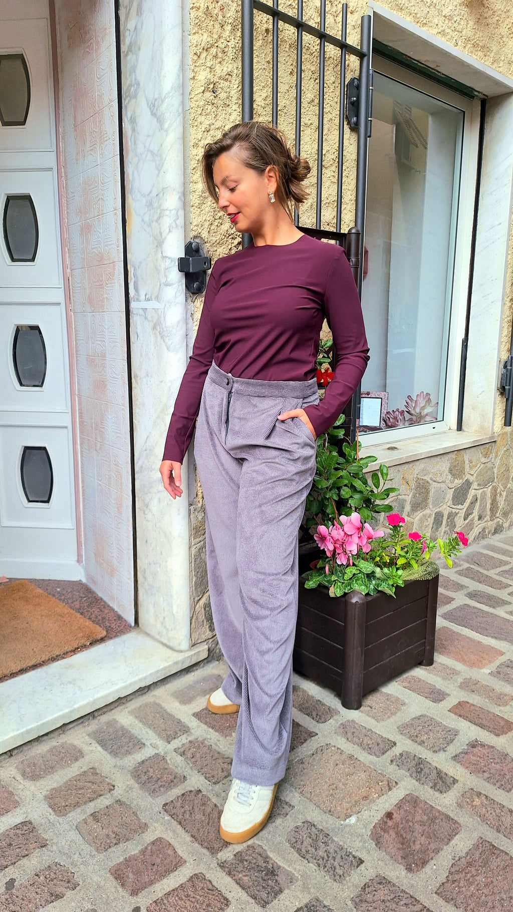 Pantalone palazzo con piega
