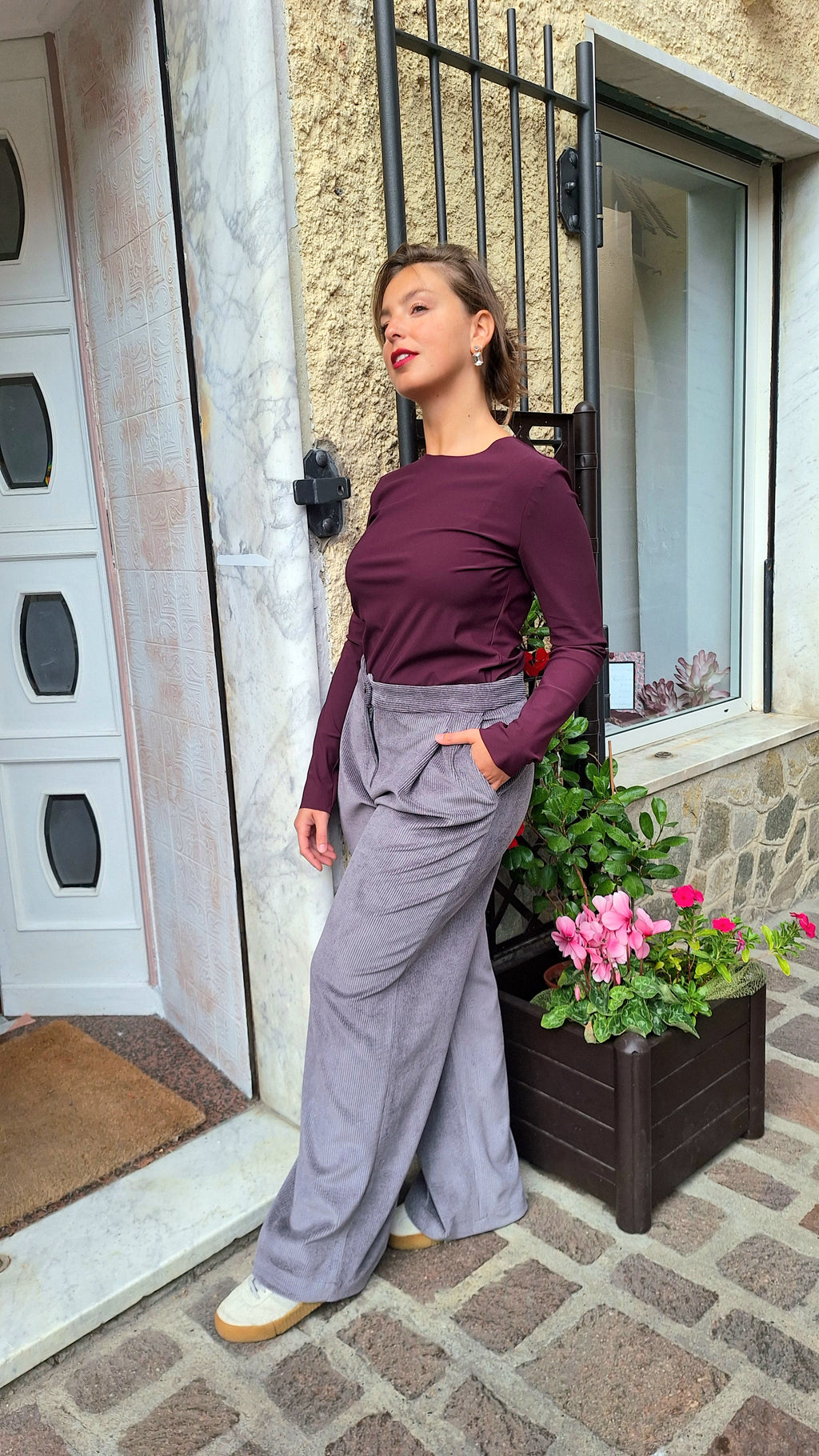 Pantalone palazzo con piega