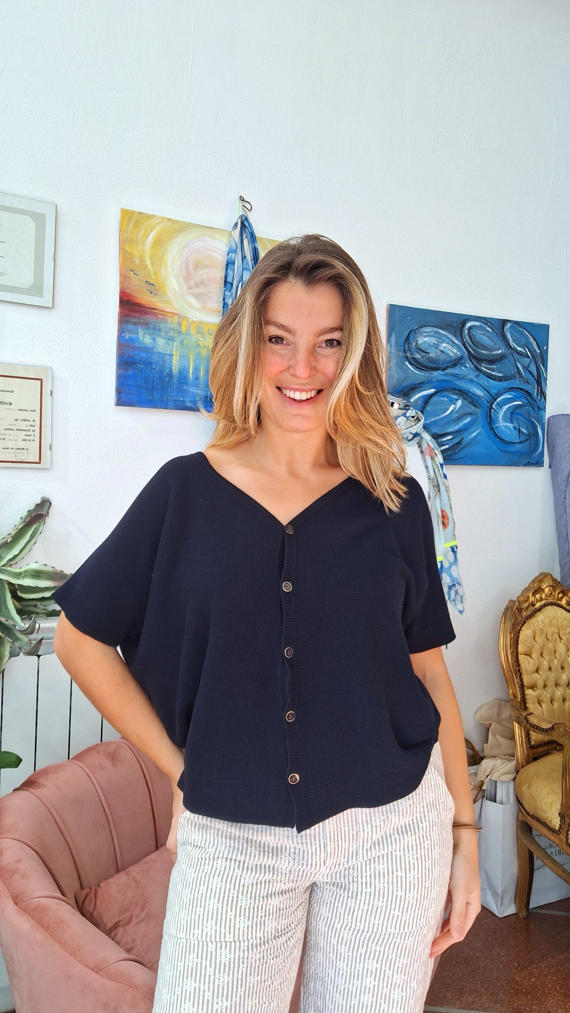 Cardigan/maglia con bottoncini