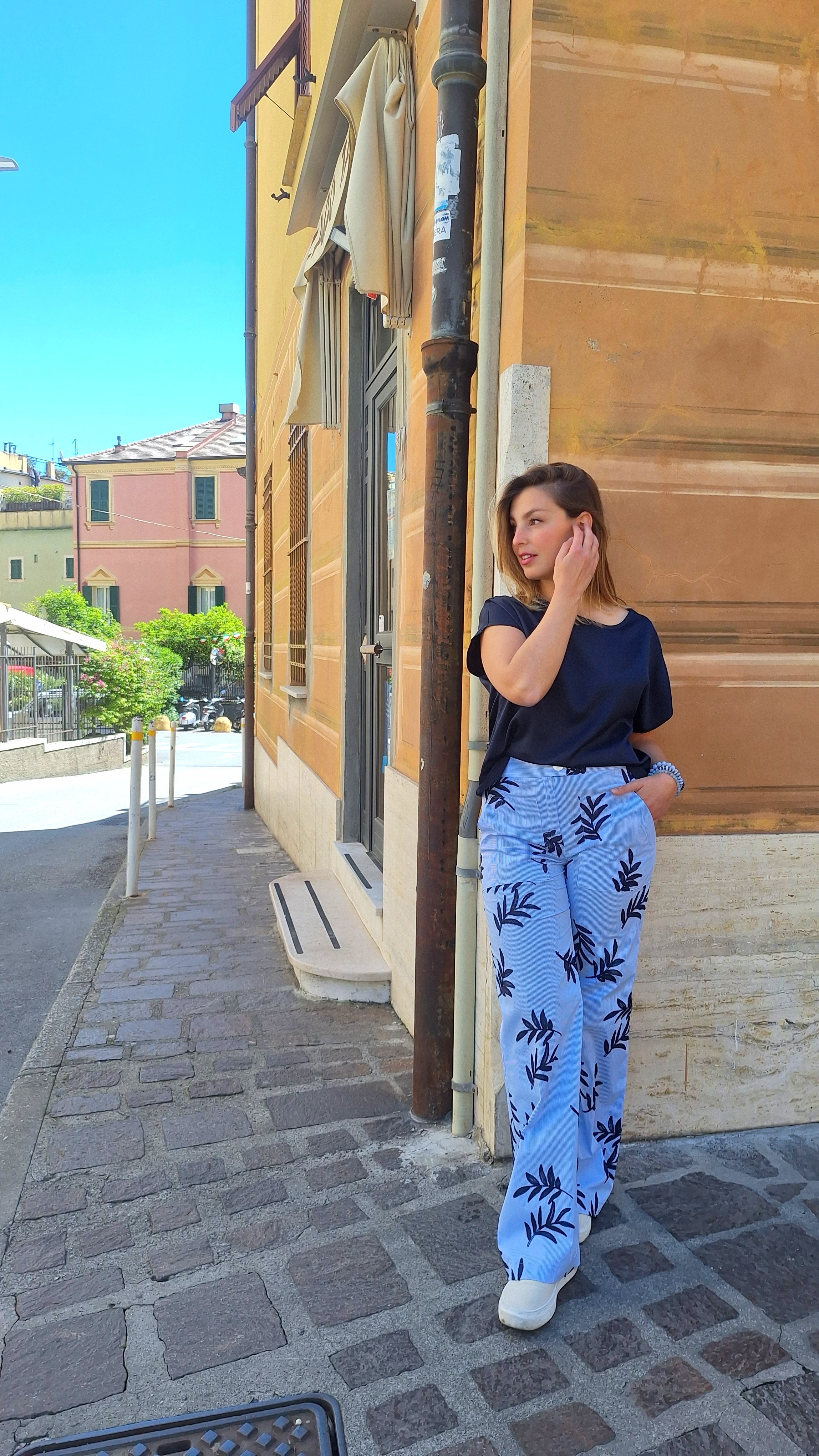 Pantalone a palazzo in cotone stretch ricamato