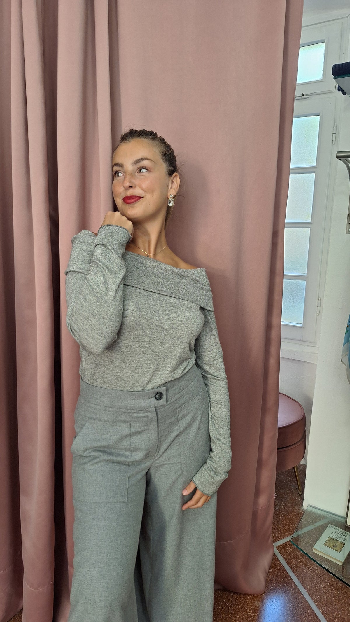 Maglia con collo ad anello