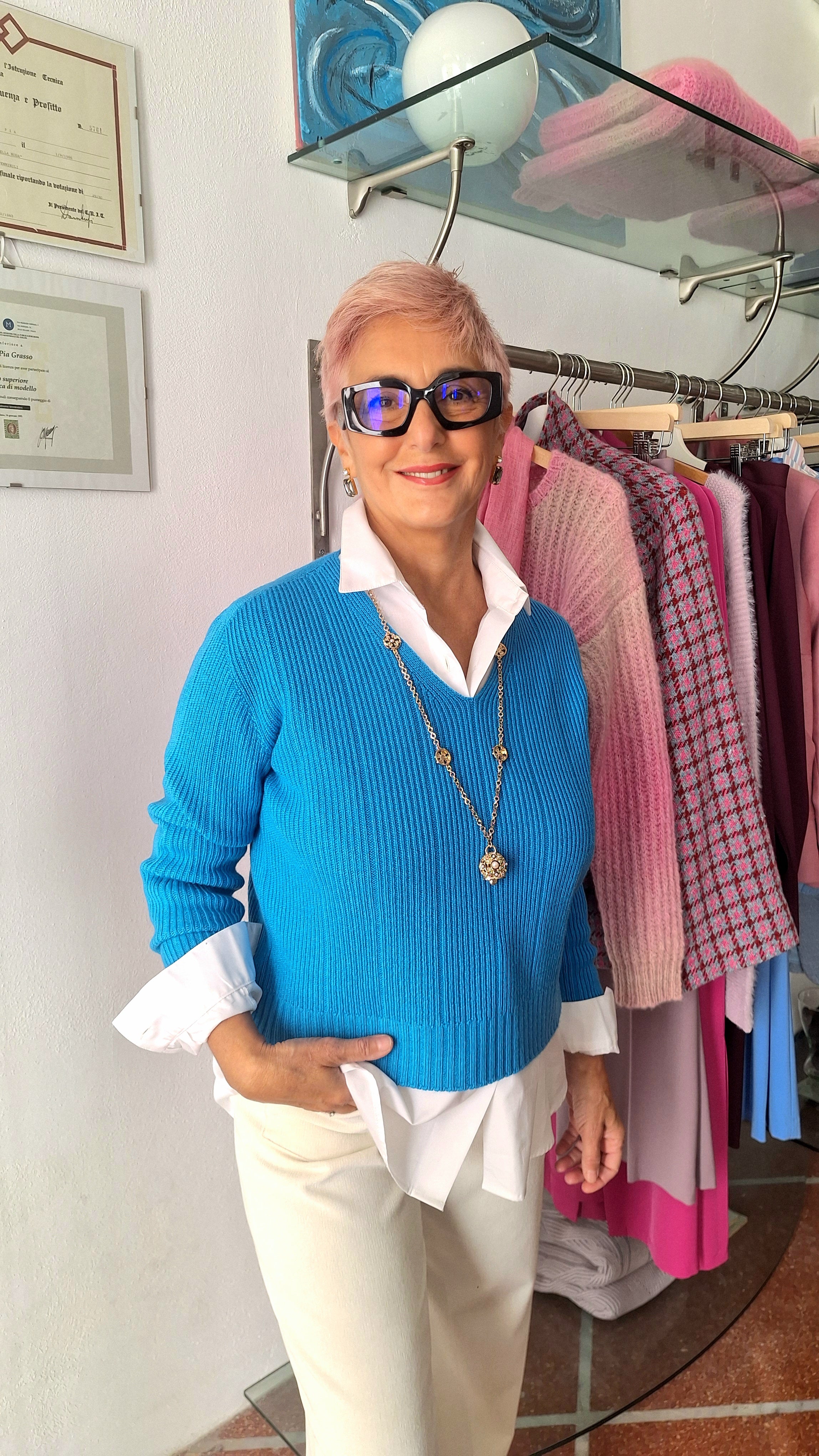 Maglione a V pura lana