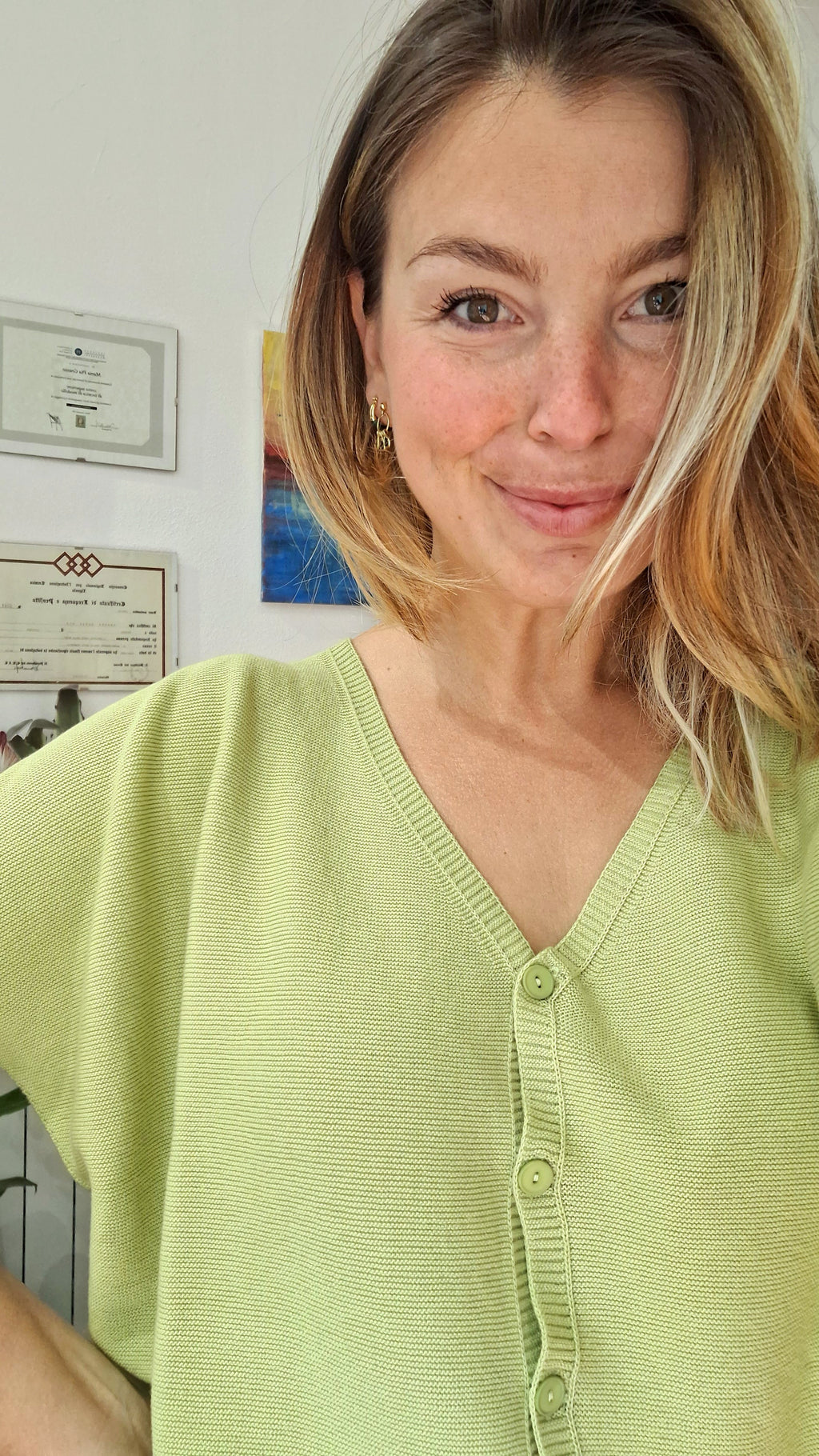 Cardigan/maglia con bottoncini