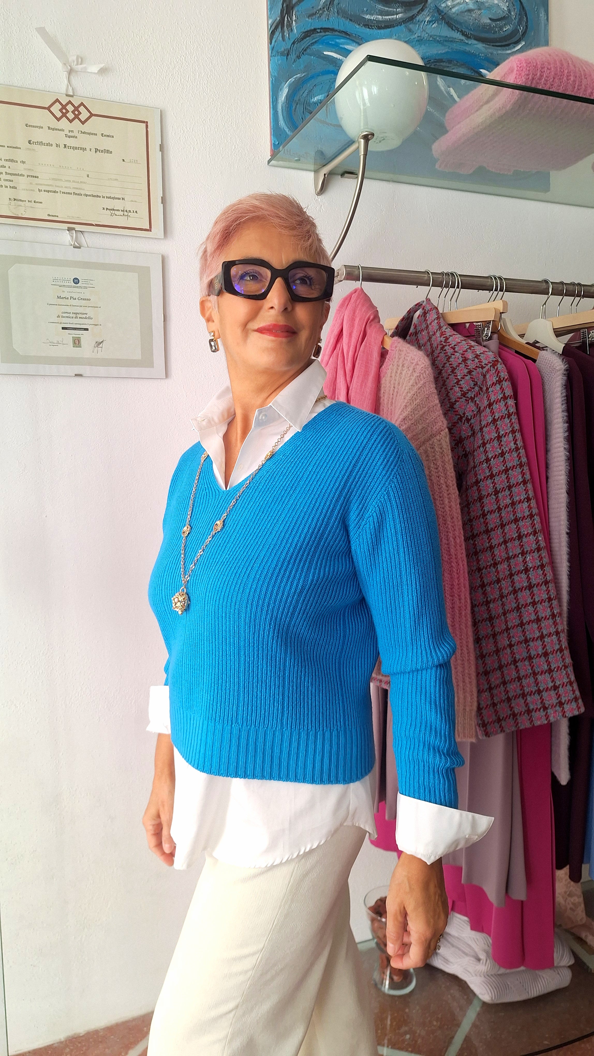 Maglione a V pura lana