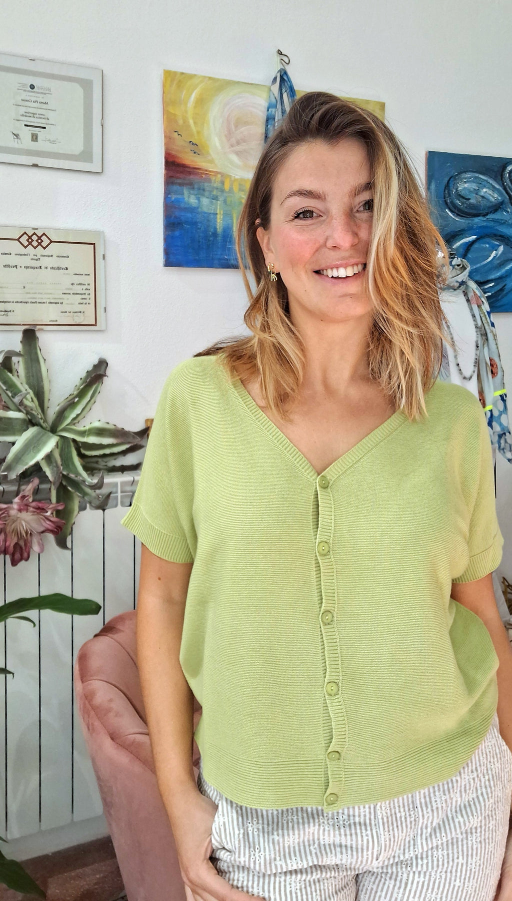 Cardigan/maglia con bottoncini