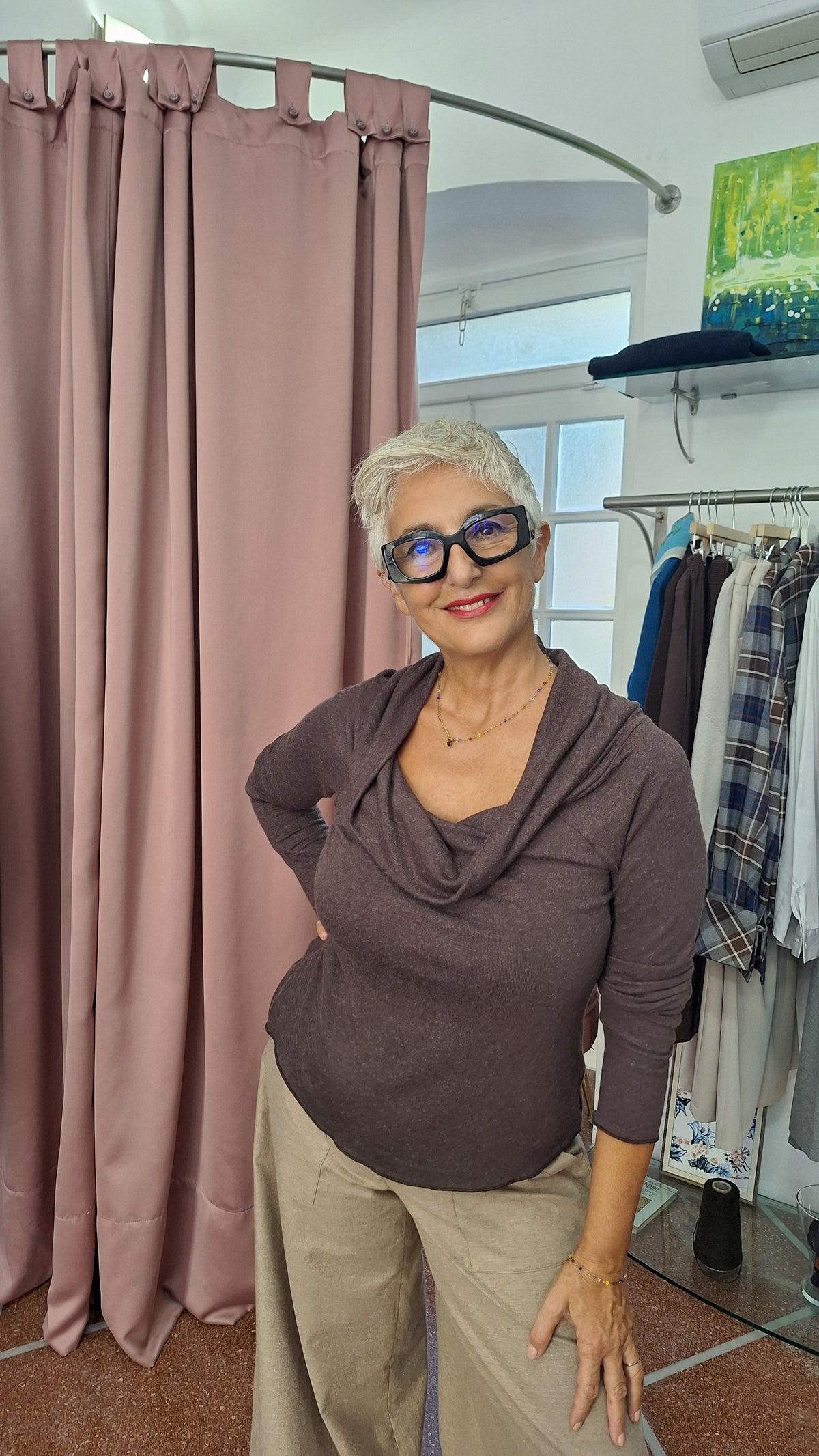 Maglia con collo ad anello