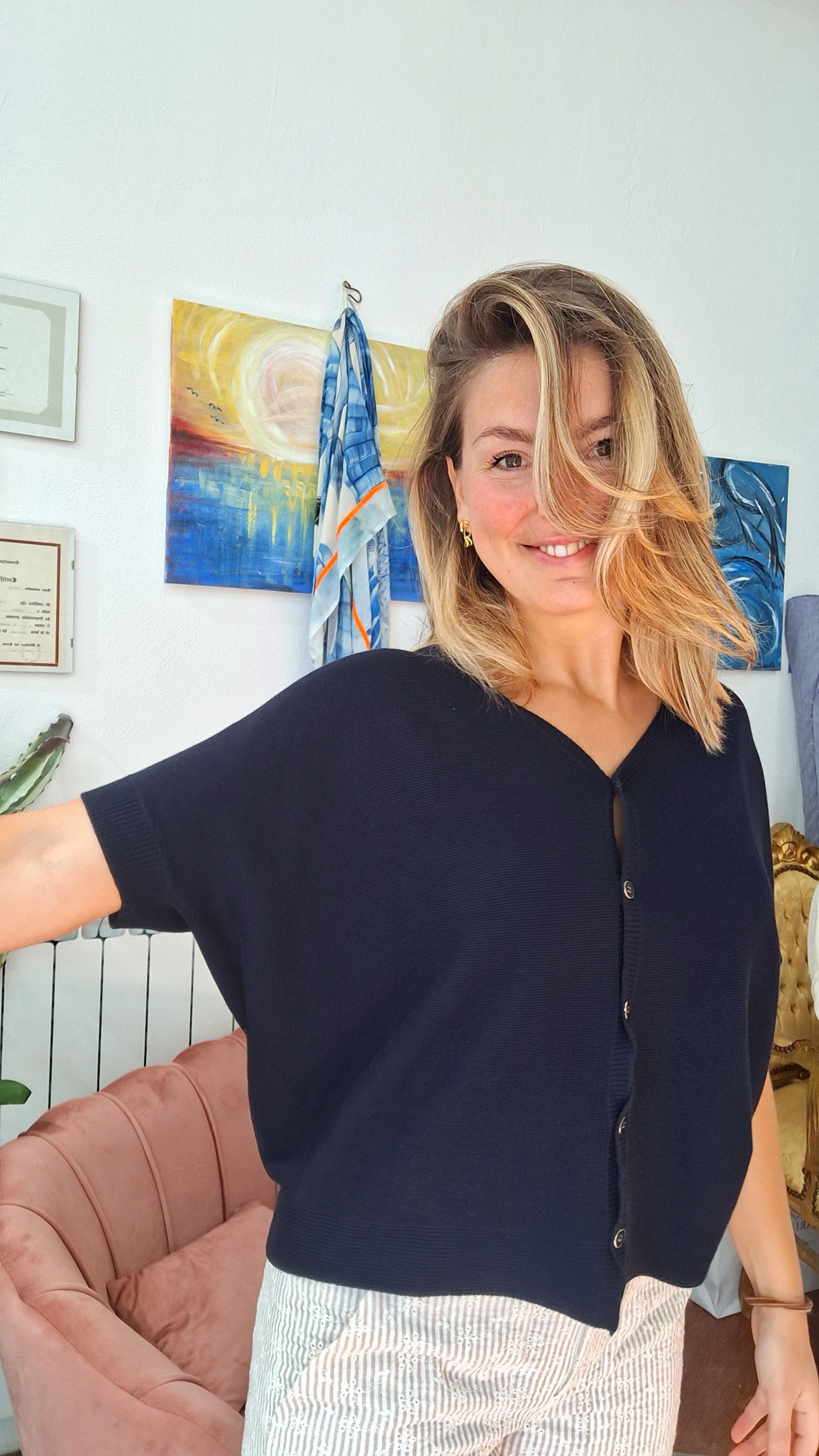 Cardigan/maglia con bottoncini